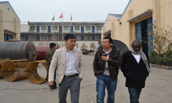 加納客戶來廠采購60噸椰子油精煉生產線